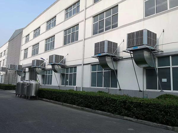 企業(yè)為什么選擇廠房環(huán)?？照{(diào)為車間降溫而不選擇傳統(tǒng)空調(diào)